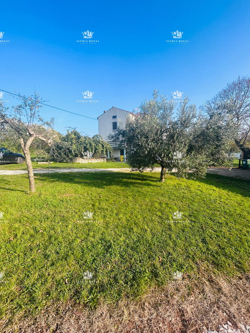 Hiša z razgledom na morje na območju Istre – 170 m² bivalne površine na 665 m² zemljišča | Cena: 250.000 €